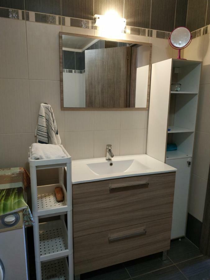 Alexandra Apartment Луца Экстерьер фото